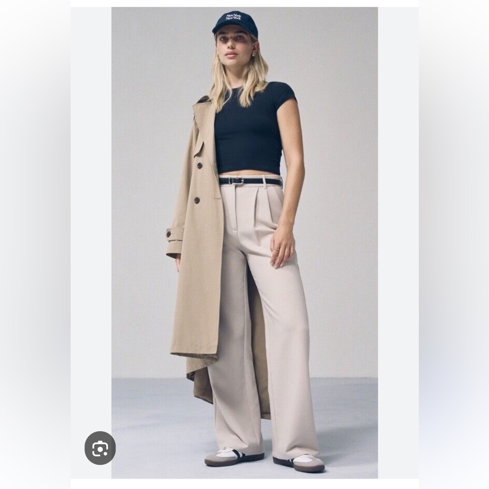 🎀 A&F - Abercrombie Sloane Straight Pants, Ultra High Rise!